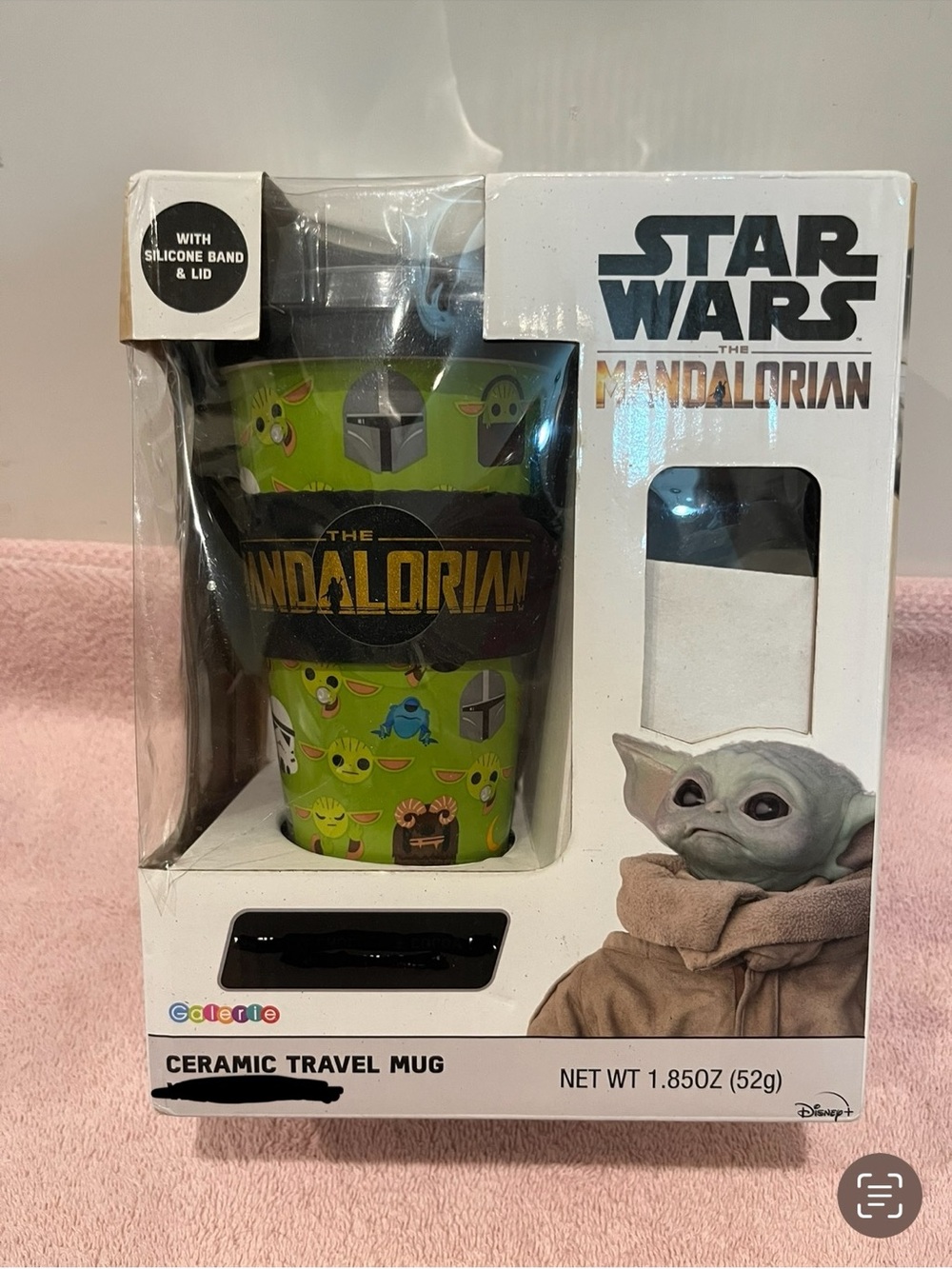 Star Wars The Mandalorian Green Ceramic Travel Mug with Grogu Designs